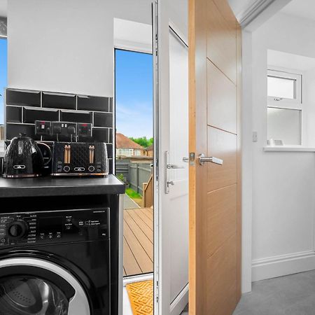 5 Bedroom House Solihull 10 Mins Drive From Bhx & Nec Private Off Road Parking Birmingham Extérieur photo